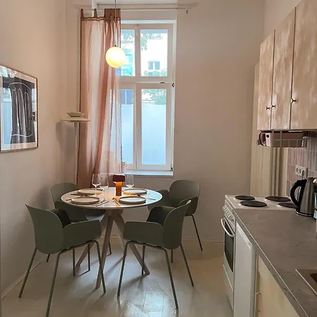 Διαμέρισμα Loft-style Design In The Heart Of