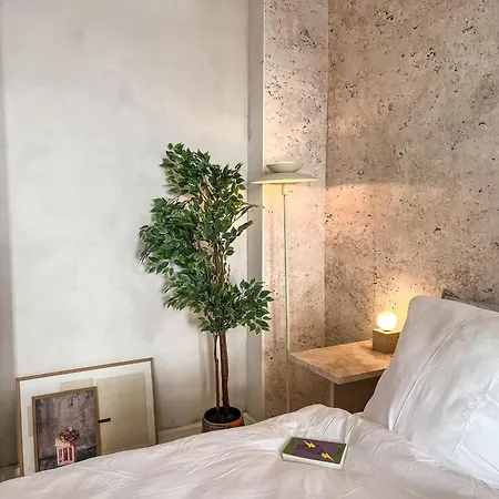 Διαμέρισμα Loft-style Design In The Heart Of *