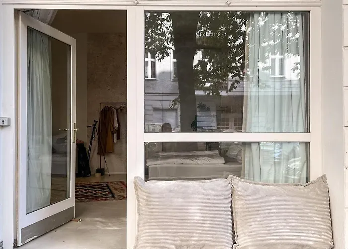 Loft-style Design In The Heart Of Lägenhet *